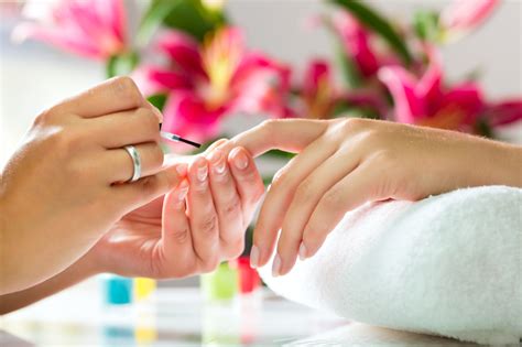 Located at 240 N State St Orem, Bellagio Nails & Beauty salon provides you a range of highly trendy nails and styling, spa, nail coloring & design, waxing services, spa and facials. . Paradise nails orem
